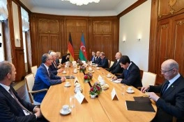 Azərbaycan və Almaniya prezidentlərinin geniş tərkibdə görüşü olub - YENİLƏNİB
