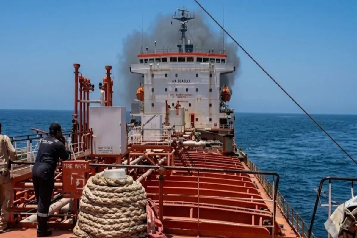 CNN: Hindistan vətəndaşlarının olduğu tanker Oman sahillərində hücuma məruz qalıb