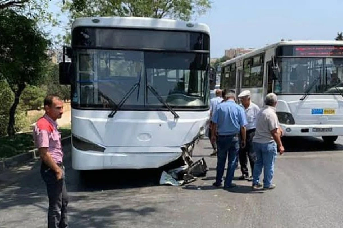 İki avtobusun toqquşması zamanı xəsarət alanların vəziyyəti açıqlanıb