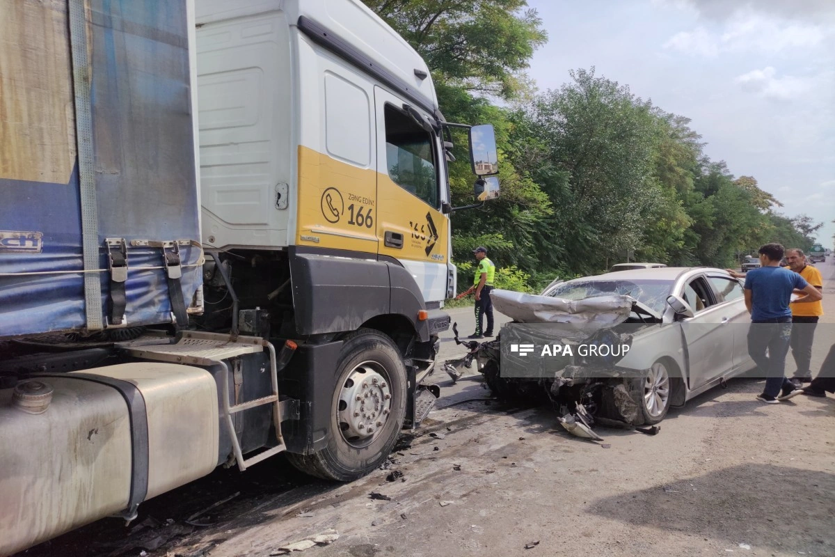 Şabranda yol qəzasında sərnişin və sürücü ölüb - FOTO
