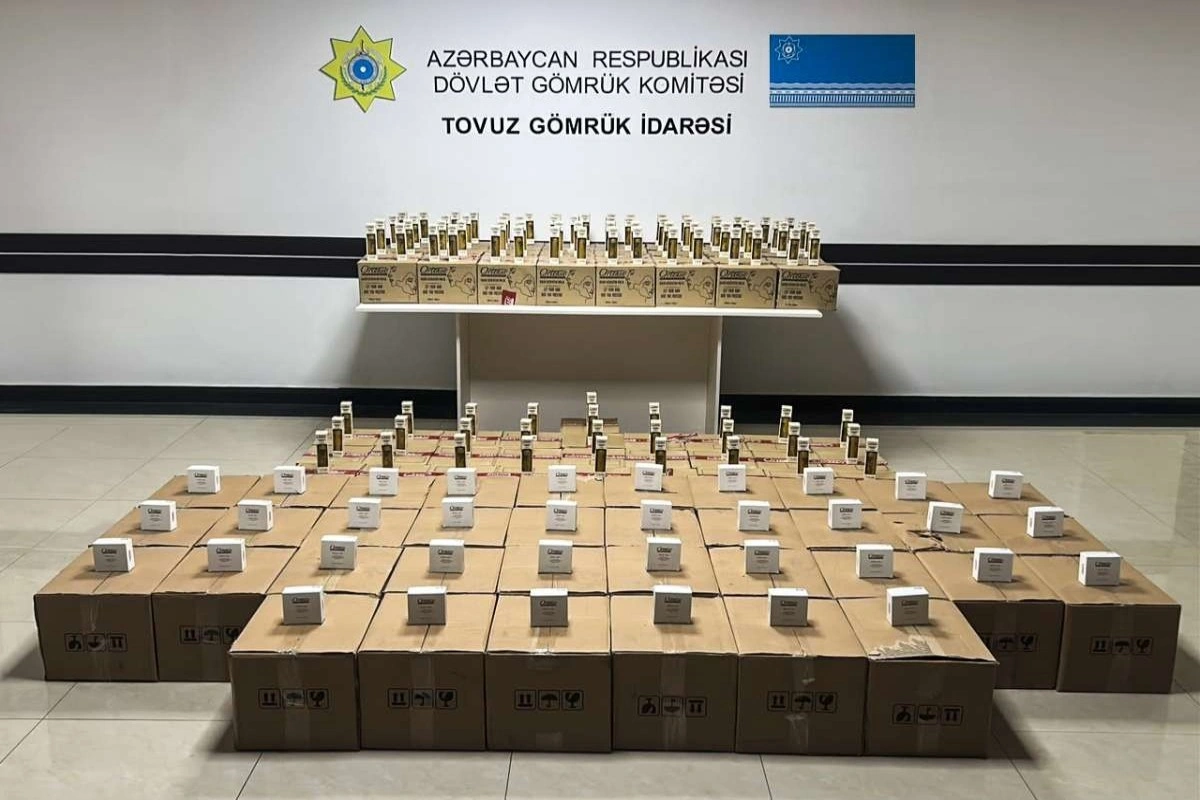Gömrükdə bəyan edilməyən kosmetik vasitələrin ölkəyə gətirilməsinin qarşısı alınıb