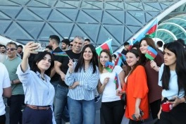 Avropa çempionu olan Azərbaycanın minifutbol yığması Vətənə qayıdıb - FOTO - YENİLƏNİB