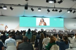 Anaklaudia Rossbax: WUF13-də mənzil mövzusuna diqqətin yönəldilməsi çox vacibdir