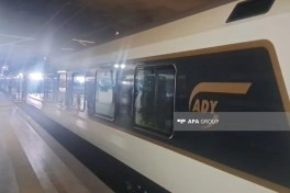 Altı ildən sonra Bakıdan Tbilisiyə ilk sərnişin qatarı bu gün yola düşüb