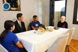 Avropa Azərbaycan Məktəbi şəhid övladının təhsil haqqını öz üzərinə götürüb - FOTO