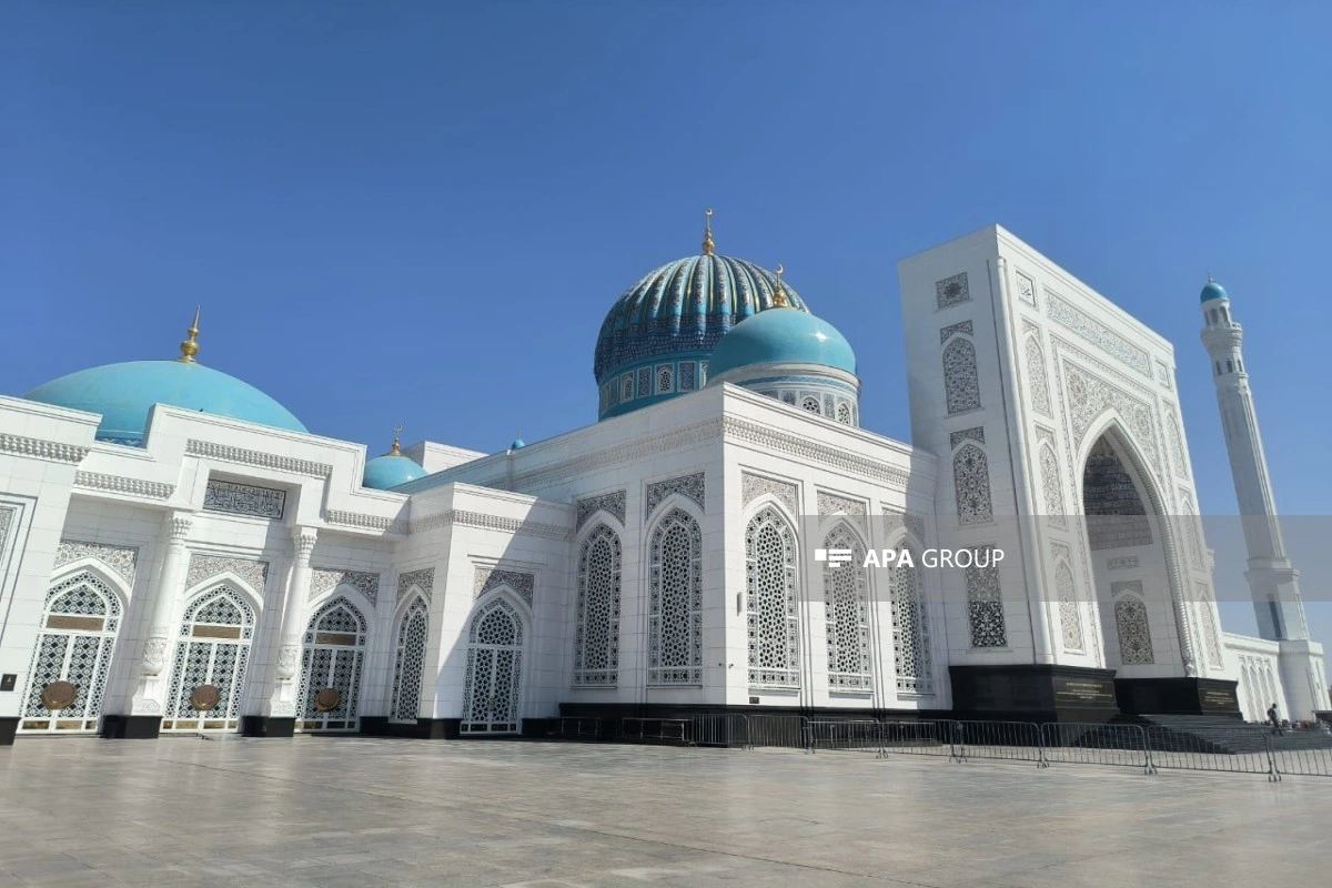 Azərbaycan media nümayəndələri Səmərqənddə İmam əl-Buxari Memorial Kompleksini ziyarət ediblər - FOTO