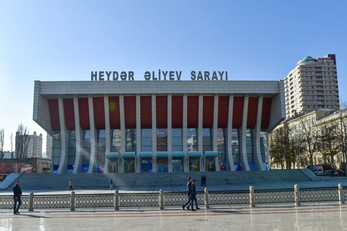 Heydər Əliyev Sarayının direktor müavini işdən çıxıb