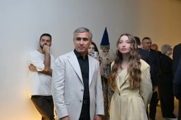 Heydər Əliyev Mərkəzində perulu rəssamın fərdi sərgisinin açılışı olub