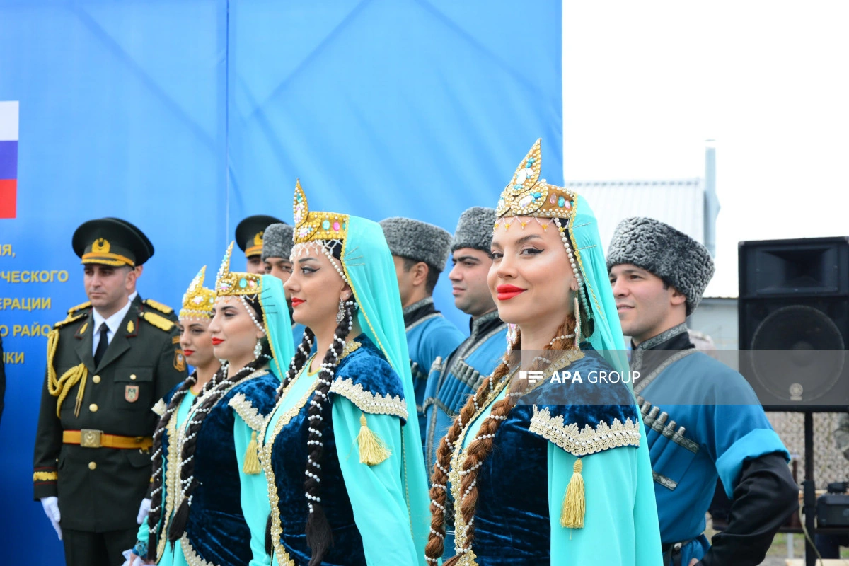 Xocalıda Rusiya sülhməramlılarının Qarabağdan çıxarılmasına həsr olunmuş mərasim keçirilib - FOTO - VİDEO - YENİLƏNİB-1