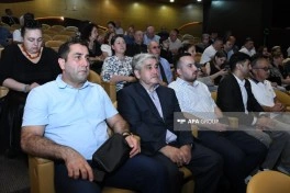 Nəriman Həsənzadə ilə vida mərasimi keçirilir, Prezident və Birinci vitse-prezident əklil göndərib - FOTO - YENİLƏNİB