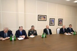 Prezident İlham Əliyev Birləşmiş Krallığın müdafiə üzrə dövlət nazirini qəbul edib