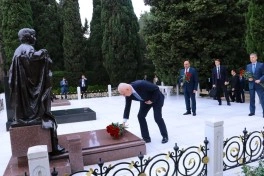 Rusiya Baş prokuroru Azərbaycan Prokurorluğunun yubiley medalı ilə təltif edilib - YENİLƏNİB