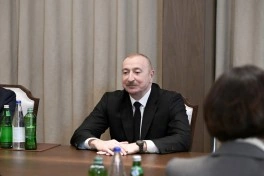 Prezident İlham Əliyev Gürcüstanın Baş naziri ilə görüşüb, sənədlər imzalanıb