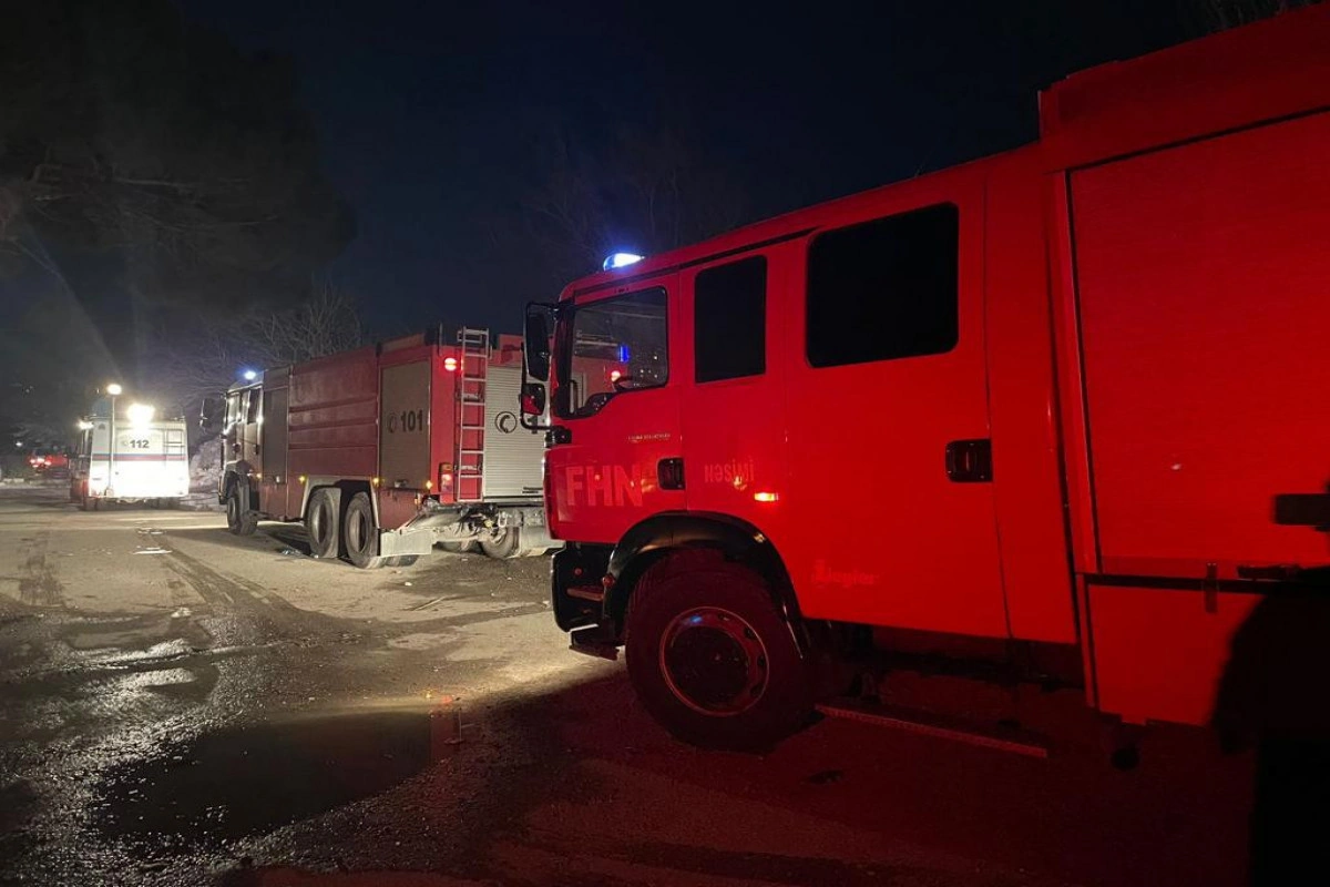Bakıda partlayış baş verən sexdə axtarış-xiıasetmə əməliyyatı davam edir - YENİLƏNİB - FOTO - VİDEO
