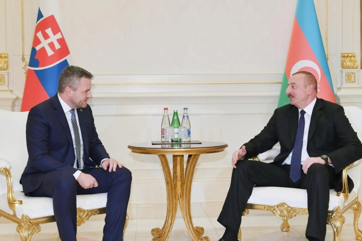 Azərbaycan Prezidenti azad edilmiş ərazilərin bərpasında Slovakiyanın iştirakını yüksək qiymətləndirib