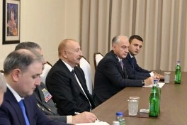 Prezident İlham Əliyev Birləşmiş Krallığın müdafiə üzrə dövlət nazirini qəbul edib