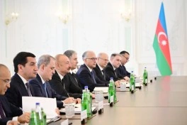 Prezident İlham Əliyevin Şuşada Slovakiya Prezidenti ilə geniş tərkibdə görüşü olub - FOTO - YENİLƏNİB
