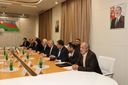 Kəmaləddin Heydərov İranın daxili işlər naziri ilə görüşüb