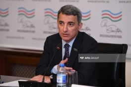 Azərbaycanın “orta güc” kimi mövqeyinə həsr olunmuş konfrans keçirilib - FOTO