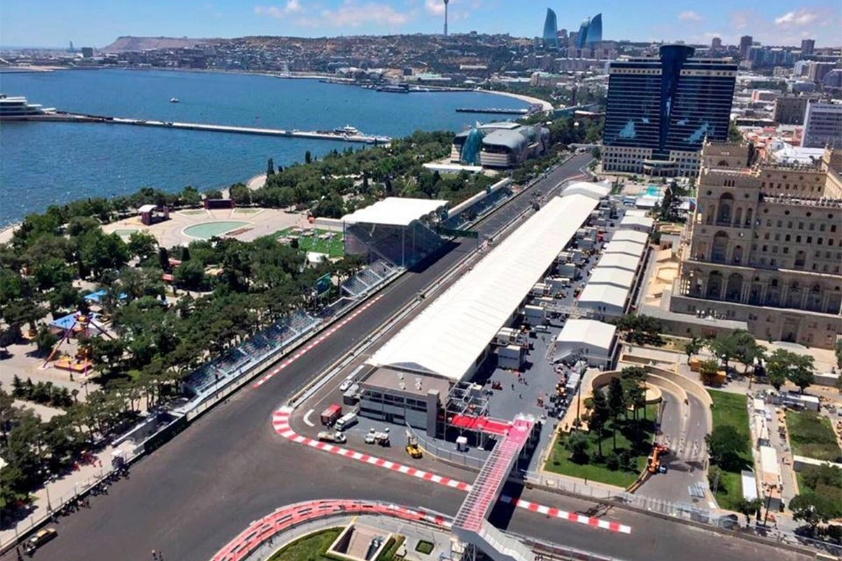 Bakıda Formula 1 keçdiyi küçələrdə nəqliyyatın hərəkəti bərpa olunub