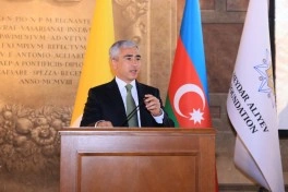 Vatikanda Heydər Əliyev Fondu ilə birgə layihələrin təqdimatına həsr olunan tədbir keçirilib