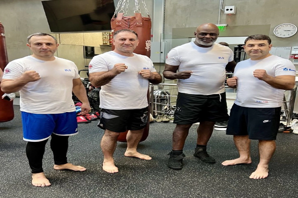 Karate Federasiyasının rəhbərliyi Bolqarıstanda seminarda iştirak edib