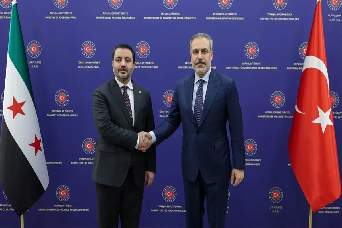 Hakan Fidan suriyalı həmkarı ilə regional vəziyyəti müzakirə edib