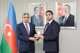 ƏƏSMN-in təltif edilmiş əməkdaşlarına vəsiqələr və medallar təqdim olunub