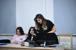 Ermənistan vətəndaşlarının şikayətləri üzrə apellyasiya məhkəməsi davam etdirilib