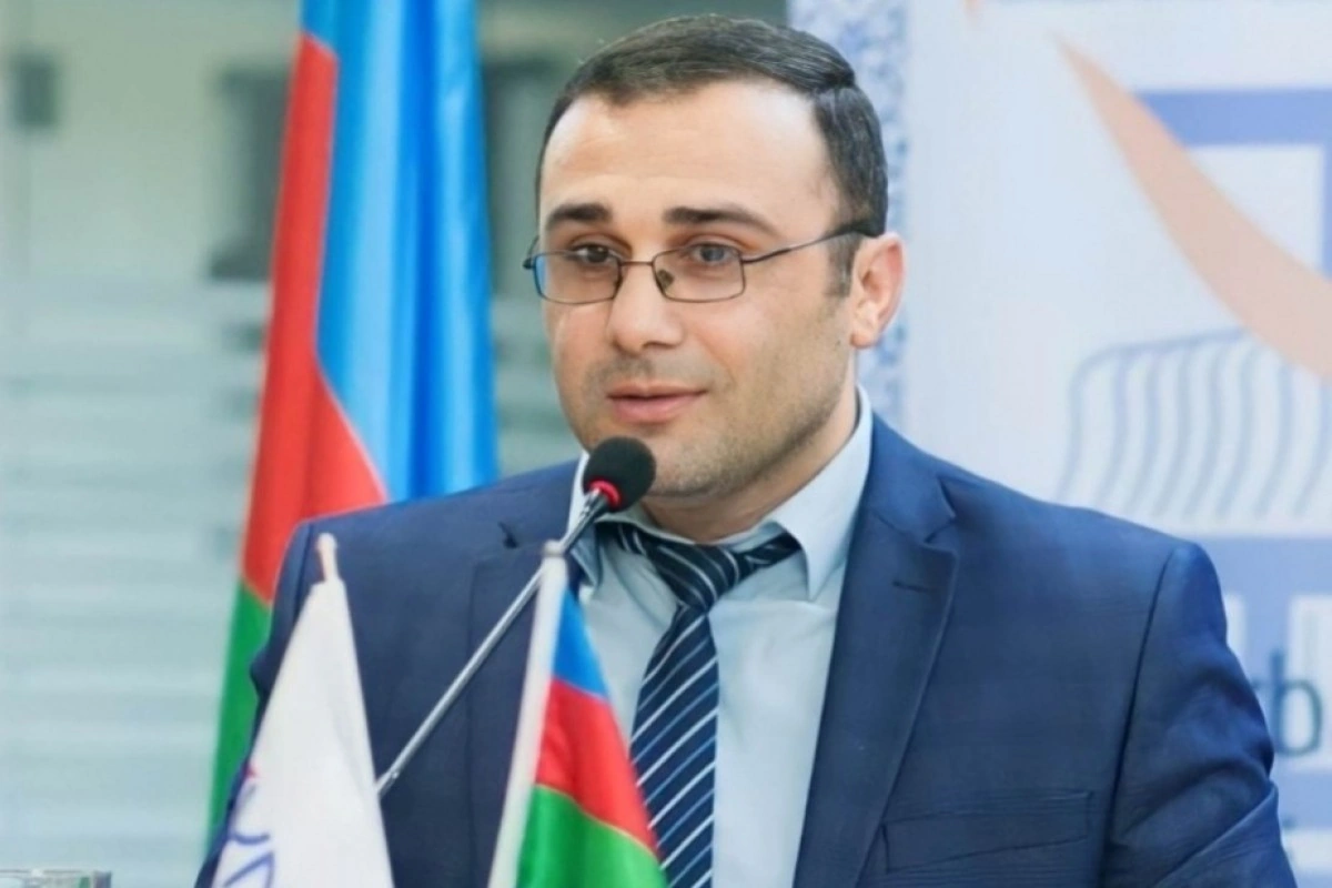 Təhsil eksperti: Vahid geyim forması sağlam təhsil mühiti üçün əsas amillərdən biridir