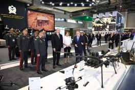 Prezident İlham Əliyev “ADEX 2026” və “Securex Caspian” sərgiləri ilə tanış olub - YENİLƏNİB