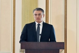 Prezidentin sədrliyi ilə dağ-mədən və metallurgiya sənayesinin inkişafına dair Dövlət Proqramına həsr olunmuş müşavirə keçirilib
