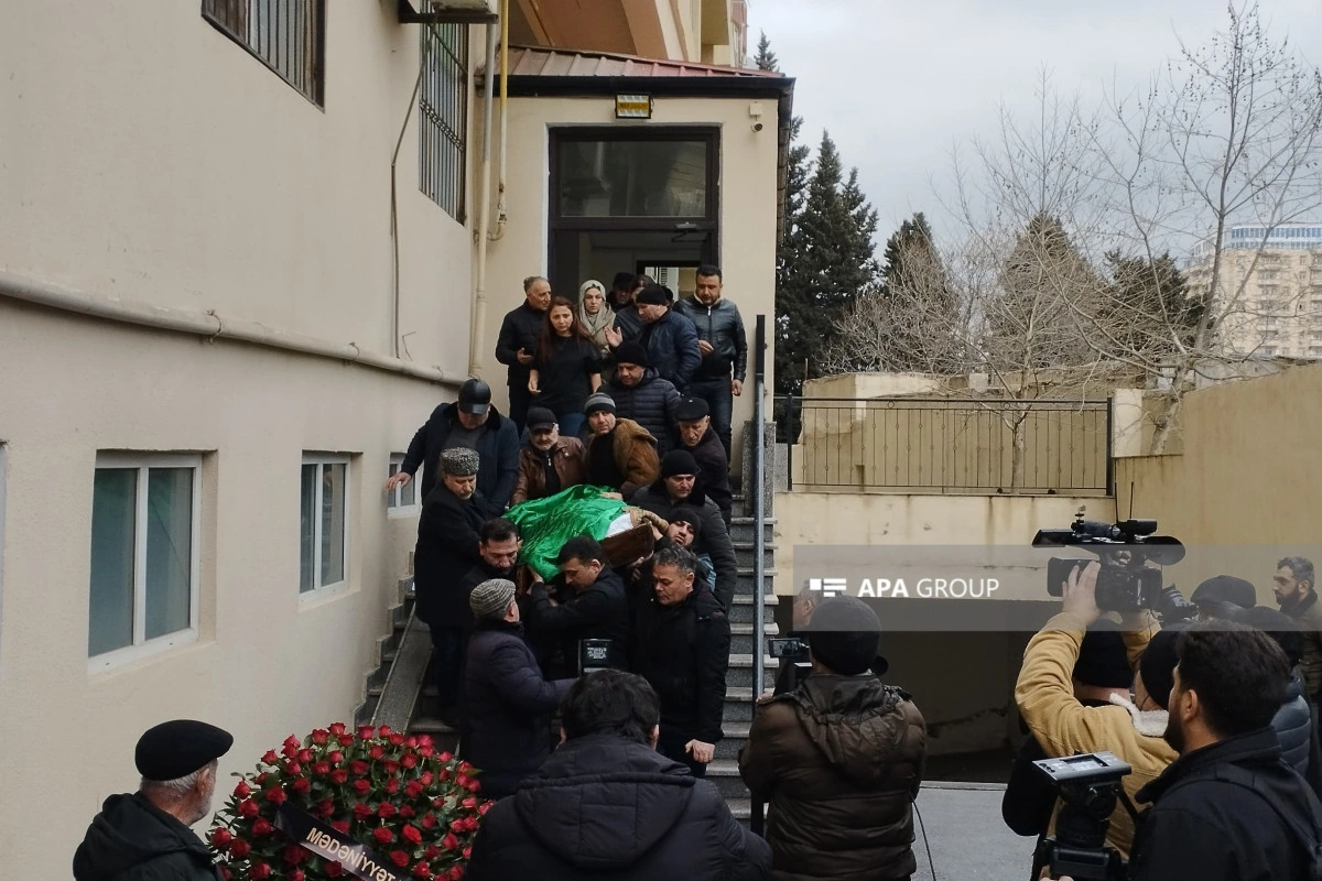 Mövlud Süleymanlı ilə vida mərasimi keçirilib - FOTO