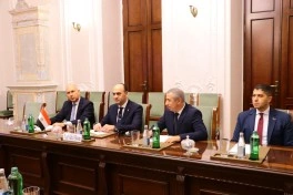Kamran Əliyev Misir və Maldivin antikorrupsiya qurumlarının rəhbərləri ilə görüşüb
