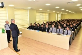 Polis Akademiyasında təcrübəli mütəxəssislərin iştirakı ilə dərslər keçirilir