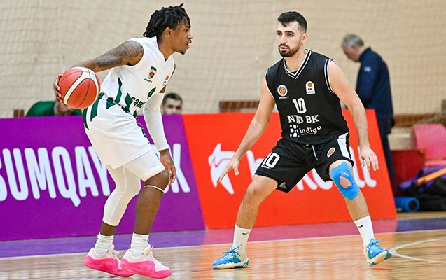 Azərbaycan çempionatında basketbolçudan fantastik atış  - Video