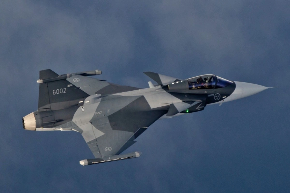 Ukrayna İsveçdən 16 ədəd "Gripen E" qırıcısı alacaq