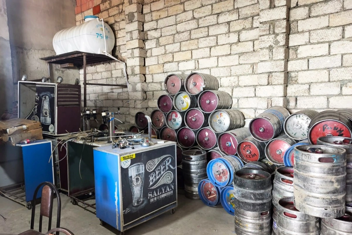 Suraxanı və Abşeronda 192 pivə çəlləyində aksiz pozuntusu aşkarlanıb