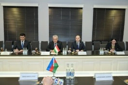 Emin Əmrullayev Tacikistanın təhsil və elm naziri ilə görüşüb