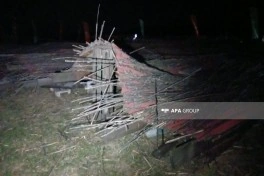 Göygöldə Milli Yaylaq Festivalında səhnə uçub, yeddi nəfər xəsarət alıb - FOTO - YENİLƏNİB 2