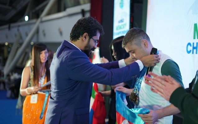 Orxan İbadov dünya yaddaş çempionu olub  - Fotolar