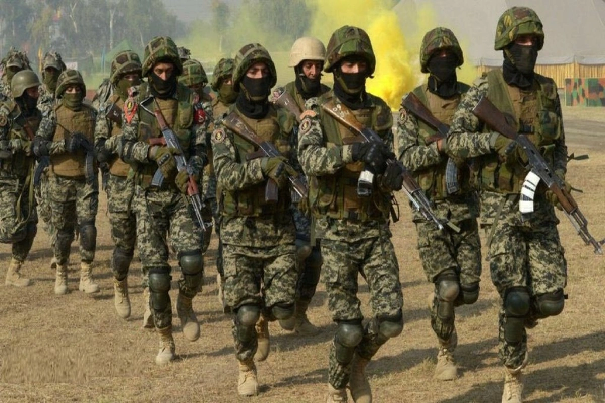 Pakistanda təhlükəsizlik əməliyyatları çərçivəsində 11 terrorçu zərərsizləşdirilib