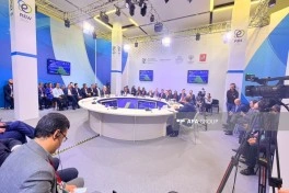 Rusiya Enerji Həftəsində Cənubi Qafqazda enerji təhlükəsizliyi müzakirə olunub