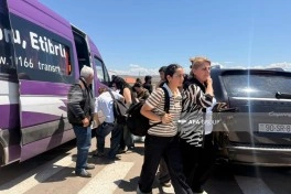 Növbəti köç karvanı Cəbrayılın Şükürbəyli kəndinə çatıb, açarlar təqdim olunub - FOTO - YENİLƏNİB-1
