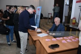 Azərbaycan jurnalistlərinin IX qurultayı keçirilib - FOTO - YENİLƏNİB-1
