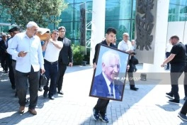 Xalq şairi Nəriman Həsənzadə I Fəxri xiyabanda dəfn edilib - FOTO