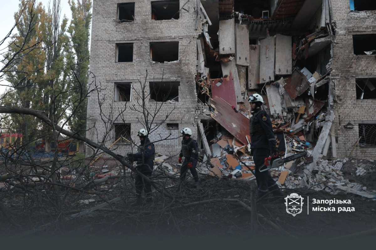 Rusiya ordusunun Zaporojyeyə endirdiyi zərbə nəticəsində ölənlərin sayı 8 nəfərə çatıb - YENİLƏNİB