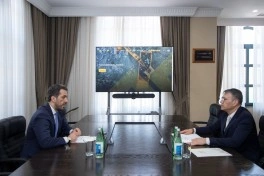 “AzerGold”un İdarə Heyətinin sədri 5-ci “Yüksəliş” müsabiqəsinin qalibləri ilə görüş keçirib