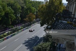 Bakıda Formula 1 üzrə Azərbaycan Qran-Prisində ilk sərbəst yürüş başa çatıb - FOTO - YENİLƏNİB