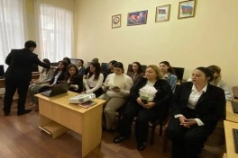 FHN əlilliyi olan şəxslərə xidmət göstərənlər üçün tədbir keçirib